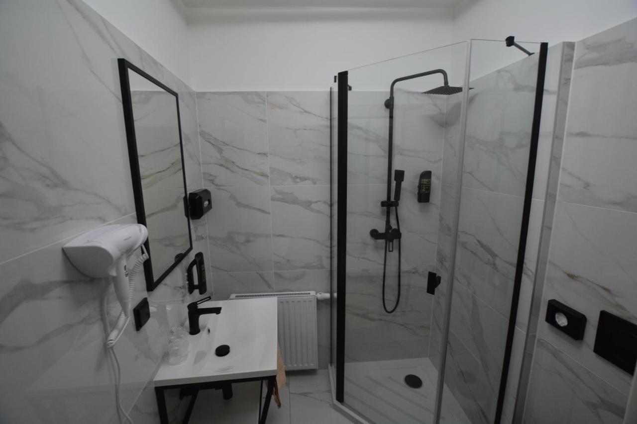 Stadthotel Das Villach Luaran gambar